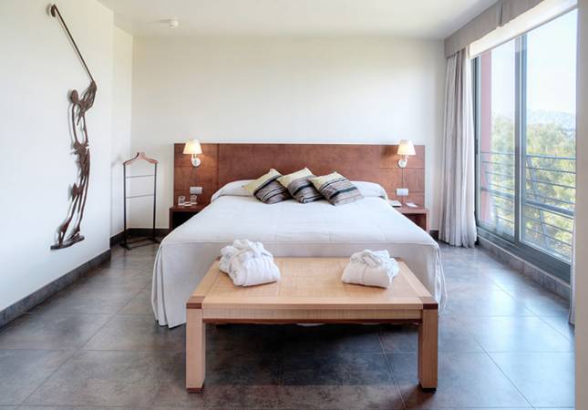 Los mejores precios en Hotel Barcelona Golf & Resort. Disfruta  nuestro Spa y Masaje en Barcelona
